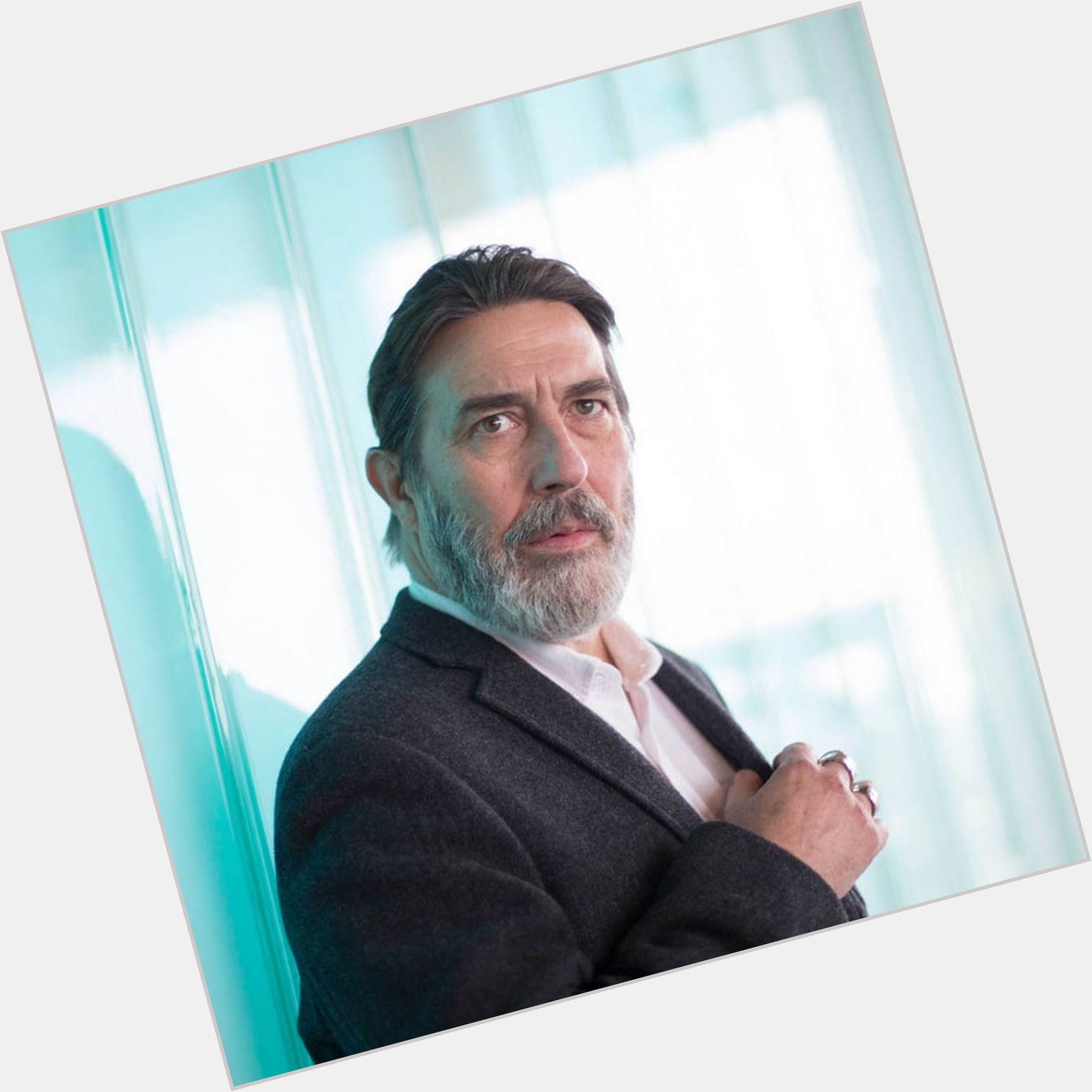  Happy Birthday to Ciarán Hinds, brilliant actor of both stage and screen      
