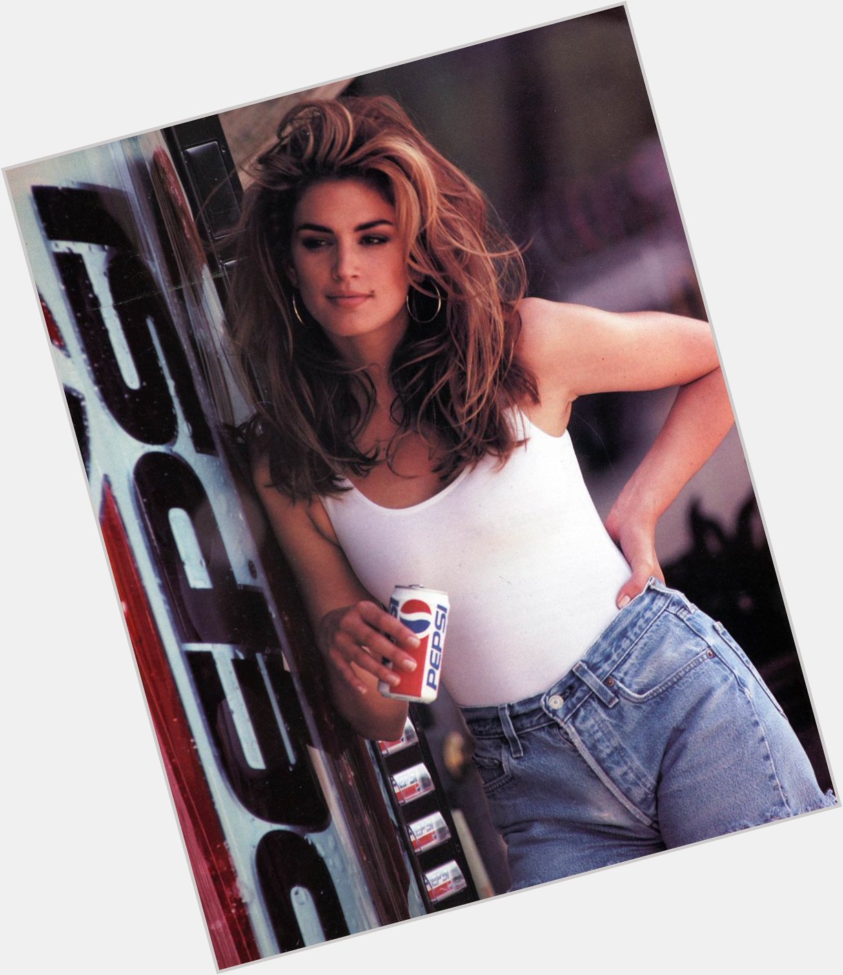 Happy Birthday to Cindy Crawford Who is 56yo today!
(1992) 