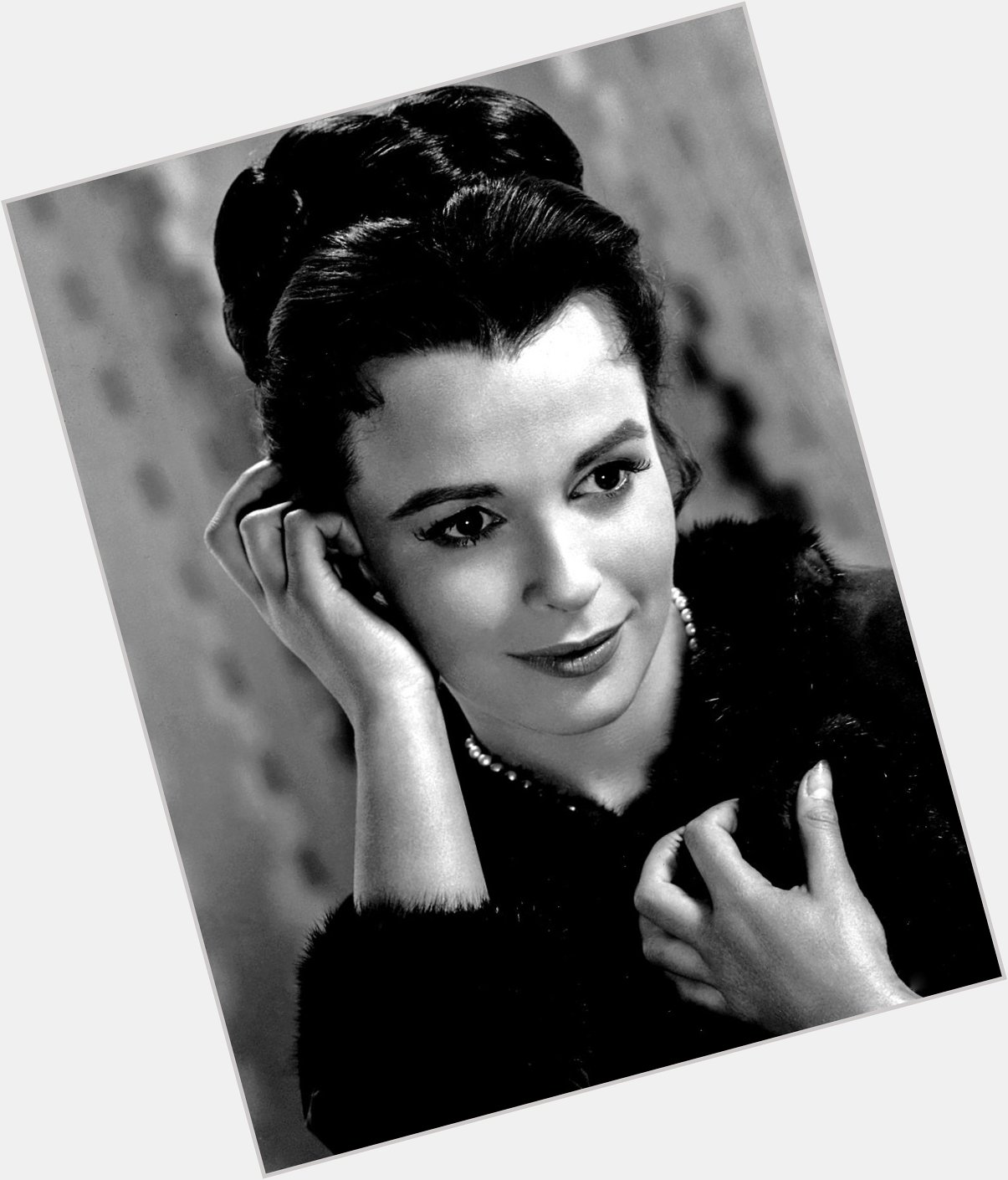 Happy Birthday, Claire Bloom! Born 15 February 1931 in Finchley, England 