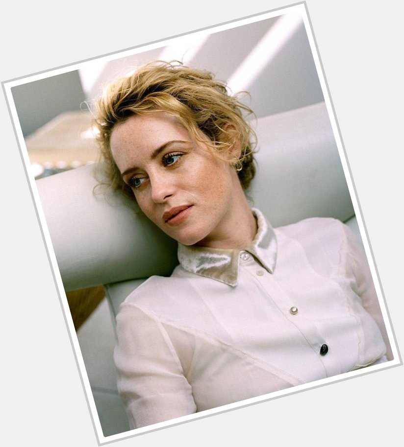 Happy Birthday to - the way too talented - Claire Foy  