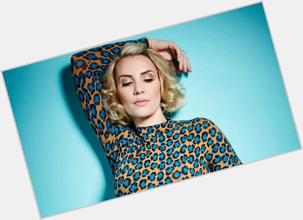 Happy Birthday to English singer-songwriter and dancer in the pop group Steps 
Claire Richards (17 August 1977). 