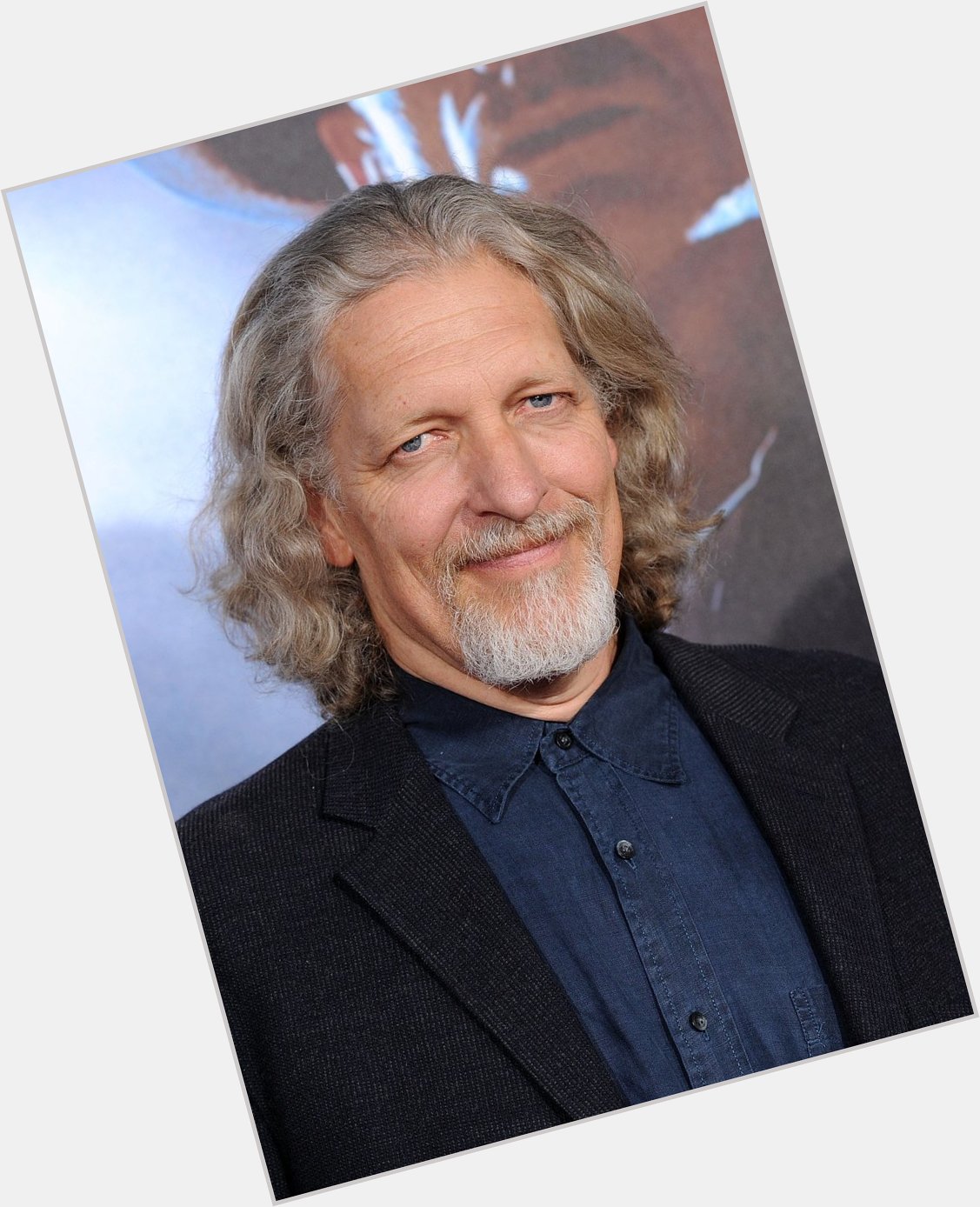 Happy birthday to Clancy Brown !
Also known as the voice actor of the beloved greedy krab, Mr Krabs. 