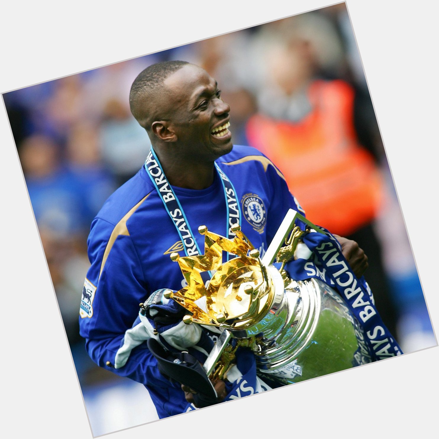 You\ve done pretty well as a player when they name your position after you.

Happy birthday, Claude Makelele! 