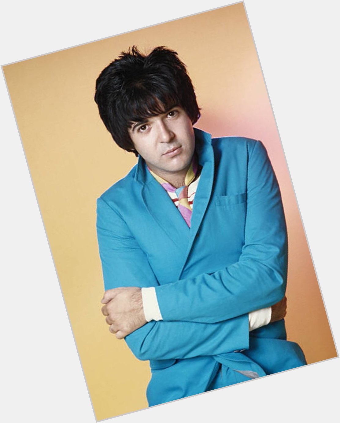 Happy Birthday to Blondie drummer Clem Burke, born on this day in Bayonne, New Jersey in 1954.    