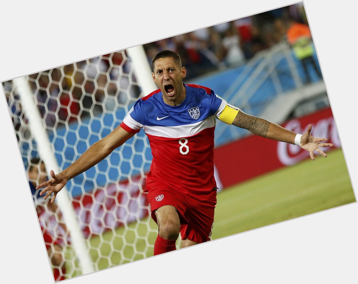 Happy 32nd birthday to Clint Dempsey. He\s scored 40 goals in 112 caps for the USA national team. The Deuce. 