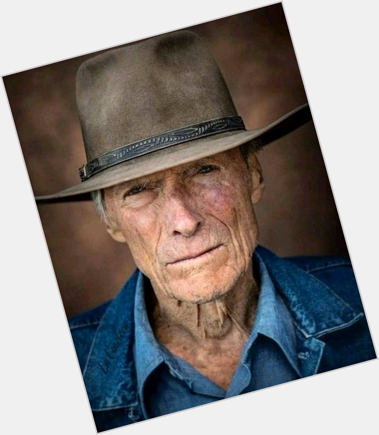 Feliz Cumpleaños 92 años  Clint Eastwood.  Happy 92nd Birthday Clint Eastwood. A living Legend! 