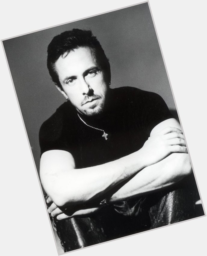 Happy Birthday to the great Clive Barker Born 5th October 1952 .

Horror Royalty ! 