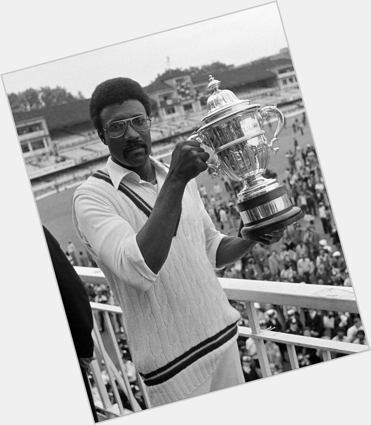 7515 Test runs at an ave of 46
1977 ODI runs at an ave of 39

Happy Bday to d 75 ad 79 WC winning captain,Clive Lloyd 