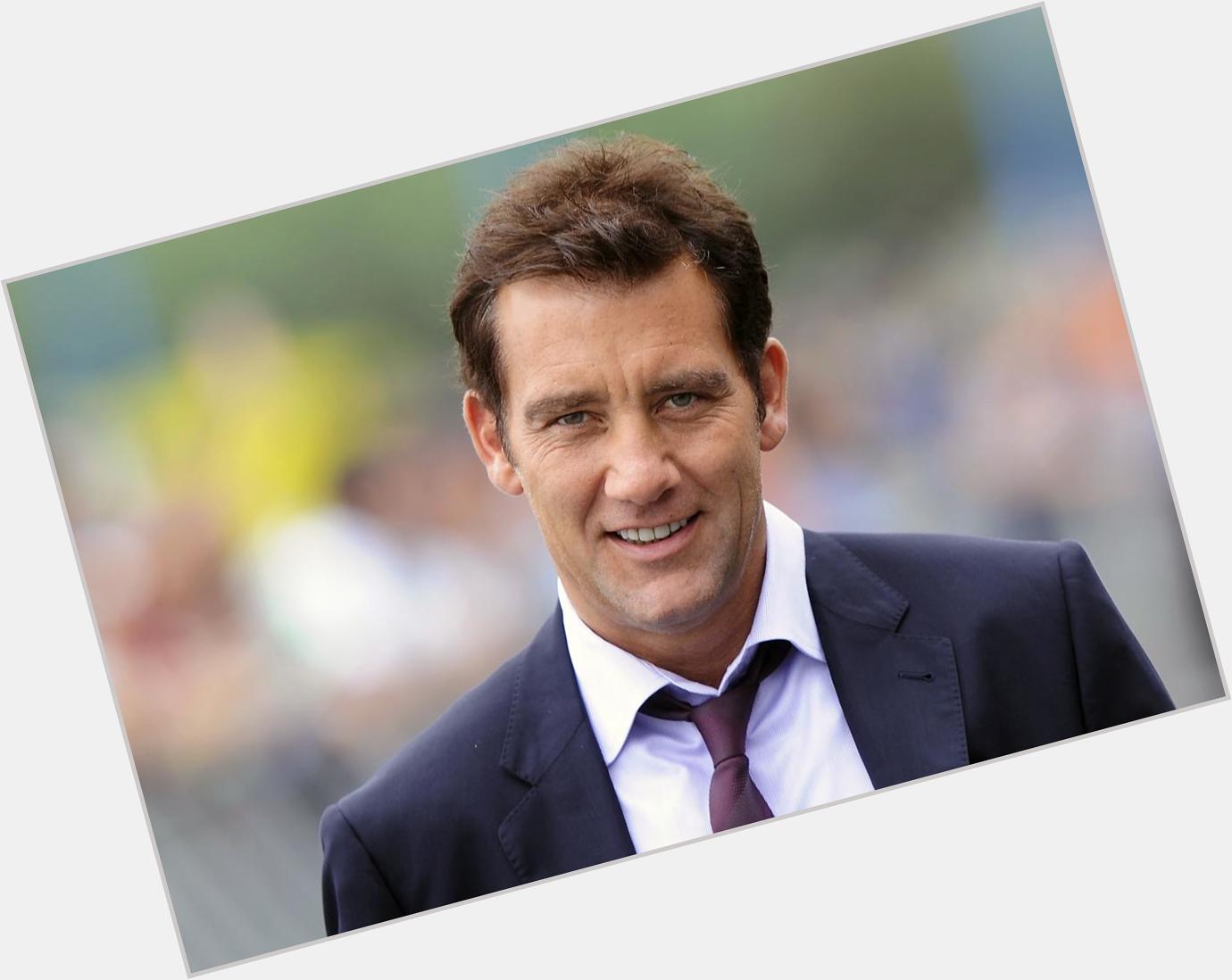 A very HAPPY BIRTHDAY to Clive Owen!  Do you have a favorite?  Children of Men, Croupier, or how about Sin City? 