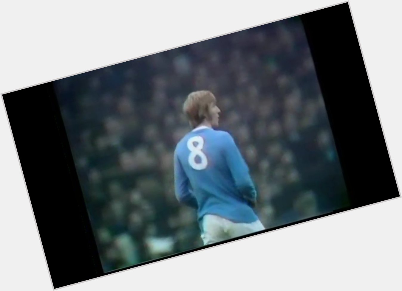 We\ll drink a drink a drink to Colin the King...

Happy Birthday 72th Colin Bell! 