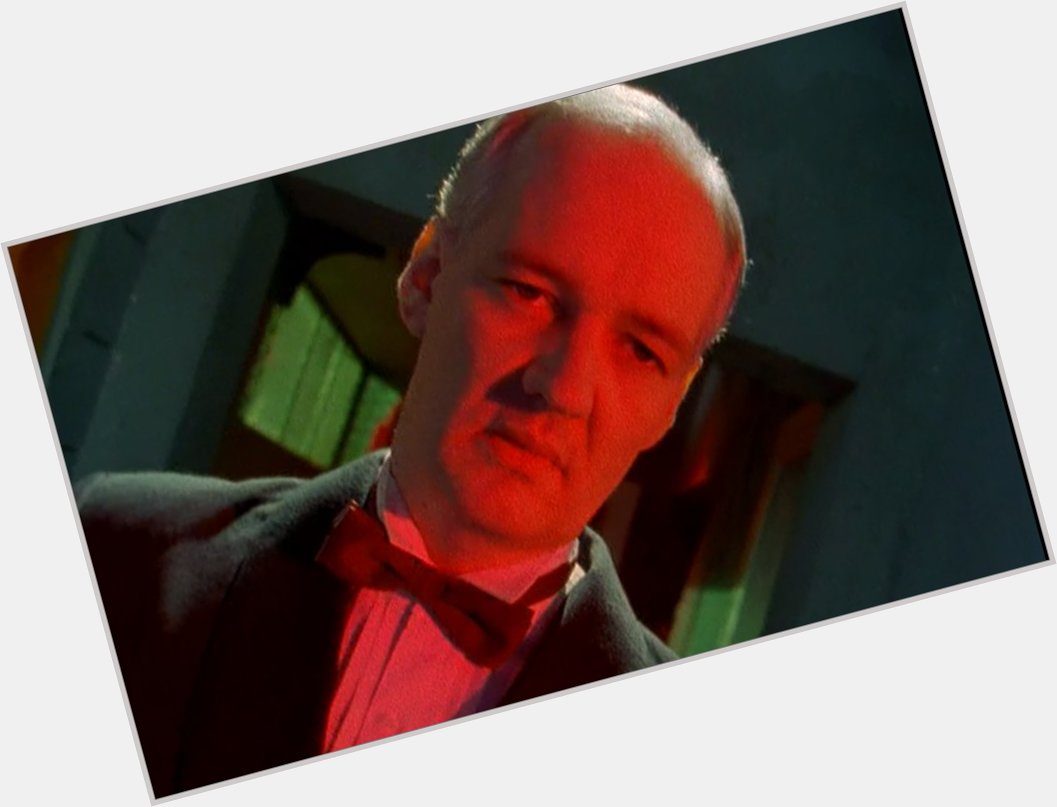 [Happy birthday to Colin Mochrie aka that one guy in Bad Hare Day and Rabbit El Sydney apparently] 