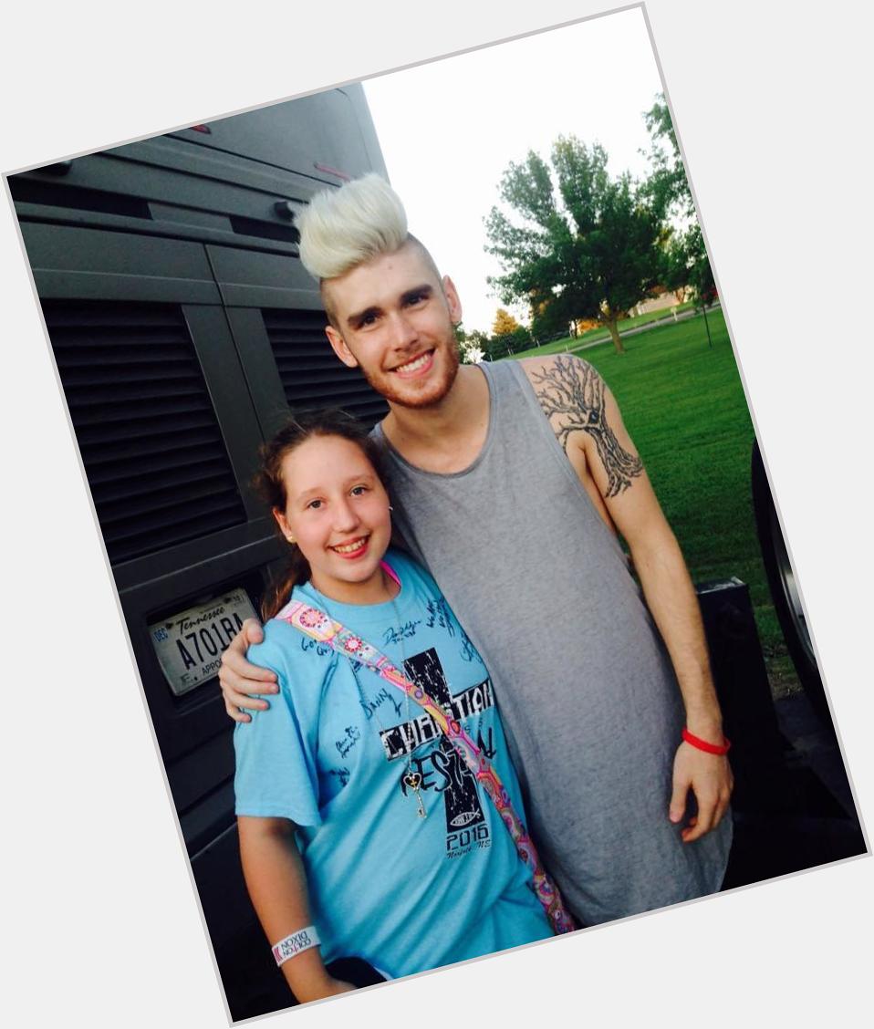 HAPPY BIRTHDAY COLTON DIXON . Hope u had a great day . Thank you for all u do 