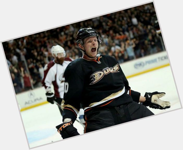 Happy 30th birthday to Corey Perry wish you all the best. 
