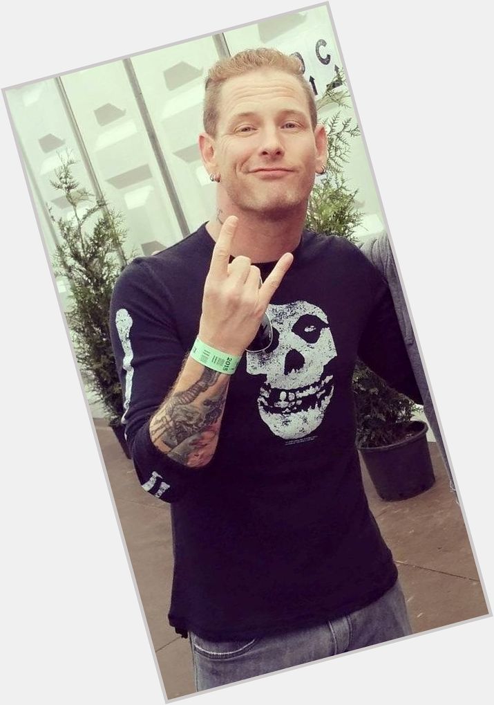 Happy Birthday to my all time favorite singer Corey Taylor of Stone Sour and Slipknot!!!! 