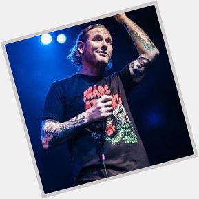 Happy 44th birthday corey Taylor I love your voice and your bands slipknot and stone sour 