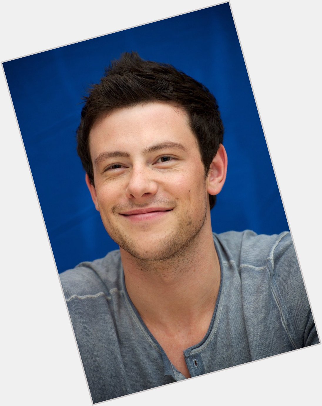 Cory Monteith Happy birthday 
Miss you  