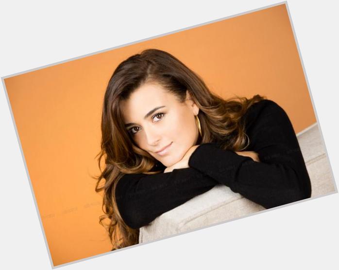Happy Birthday Cote de Pablo!!
Hope you have an amazing day!!! :) 