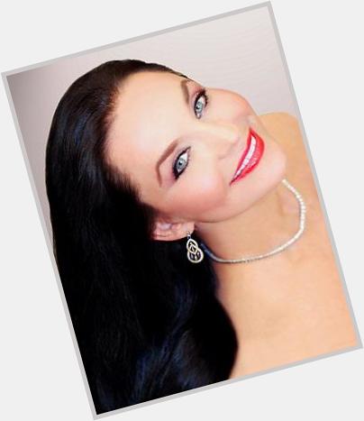 Happy Birthday to award-winning country music singer Crystal Gayle (born Brenda Gail Webb on January 9, 1951). 