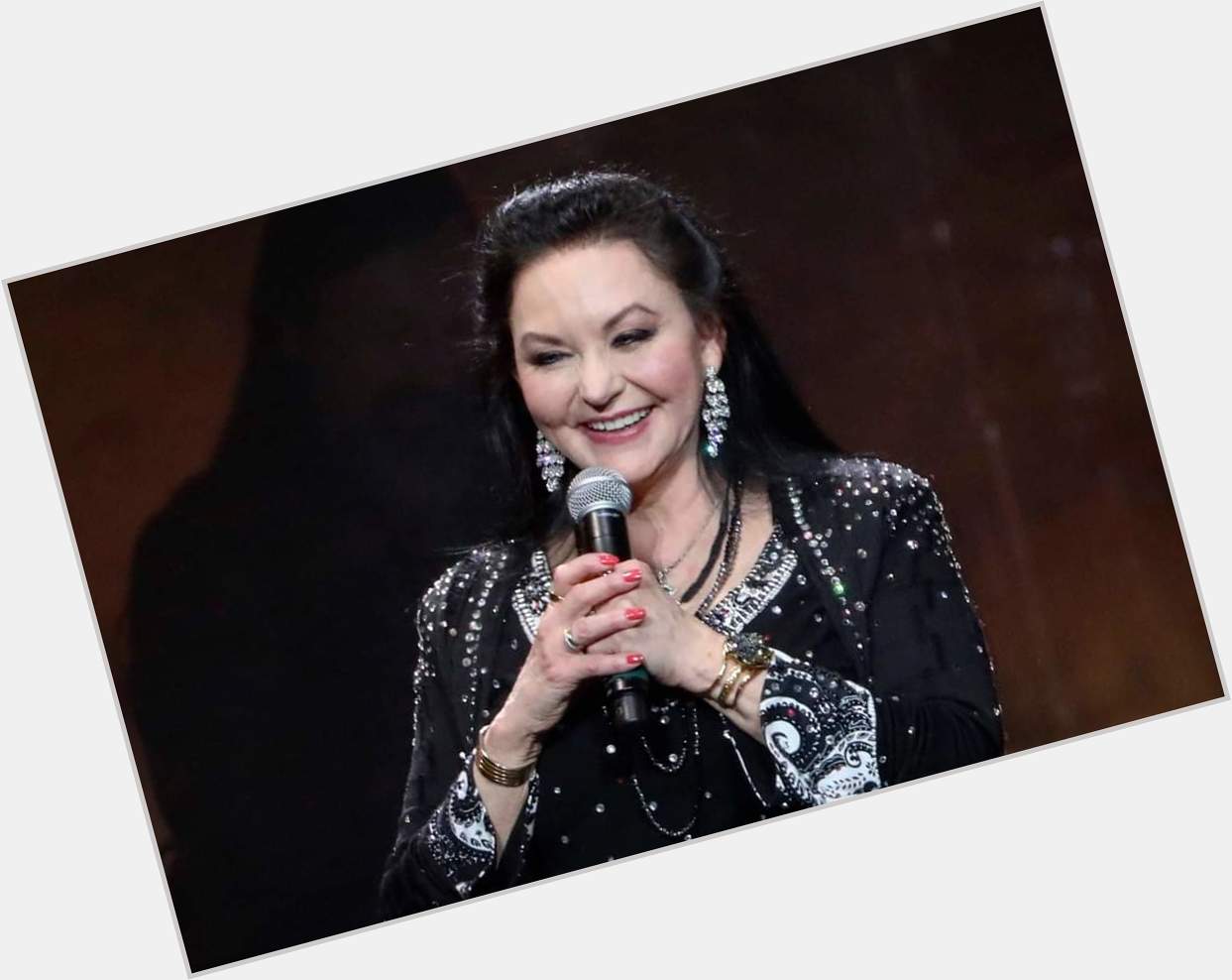 Happy Birthday to Crystal Gayle who was born this day in 1951. 