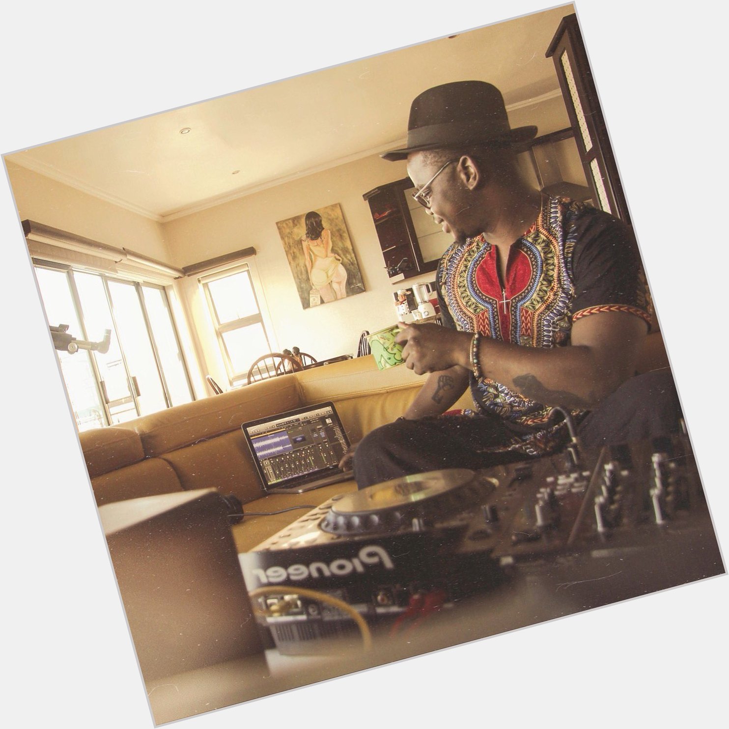 Happy birthday to my favorite Culoe de song   And wishing you more music   