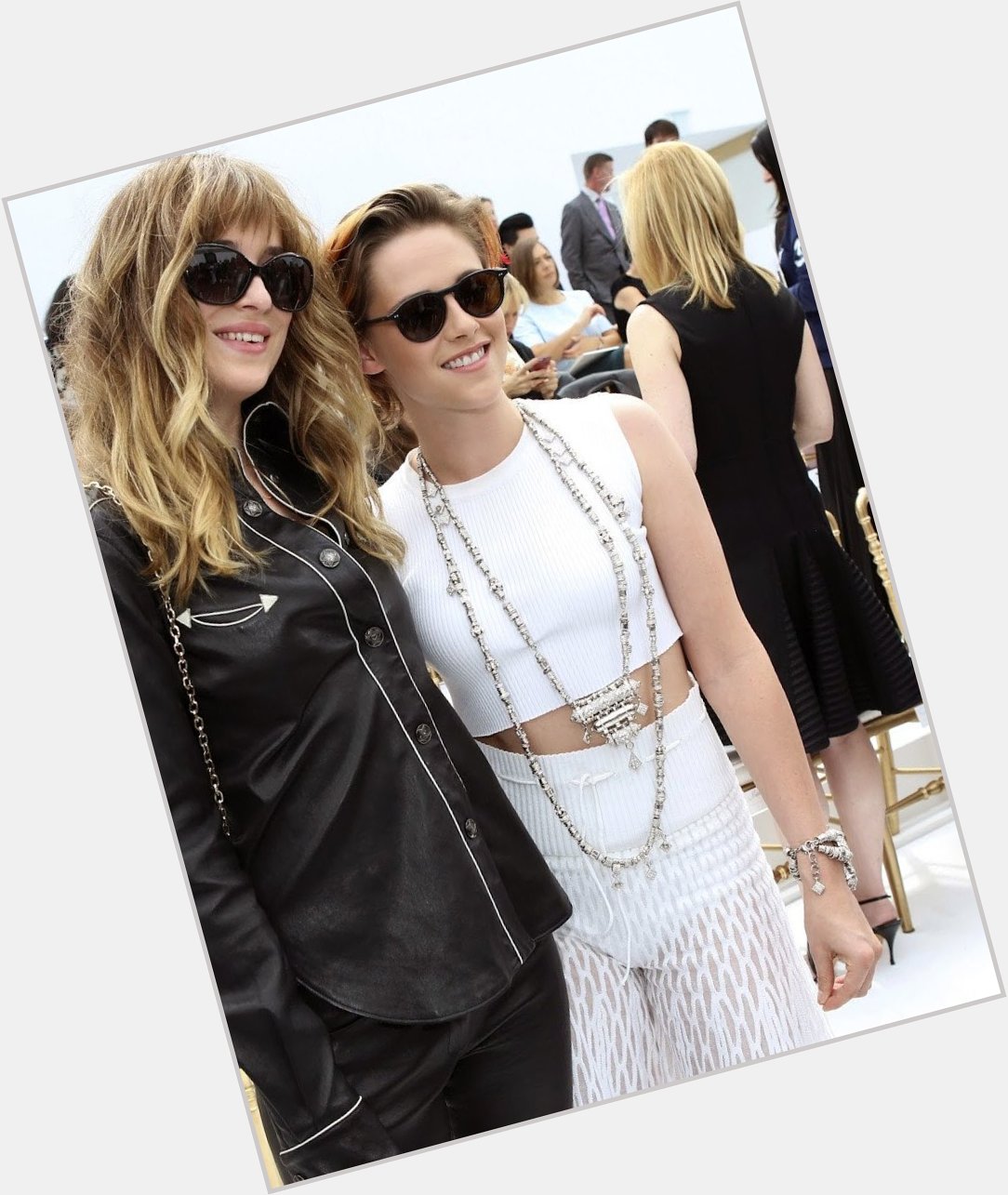 And happy birthday to dakota johnson  (when are we getting new pics of these two together??  ) 