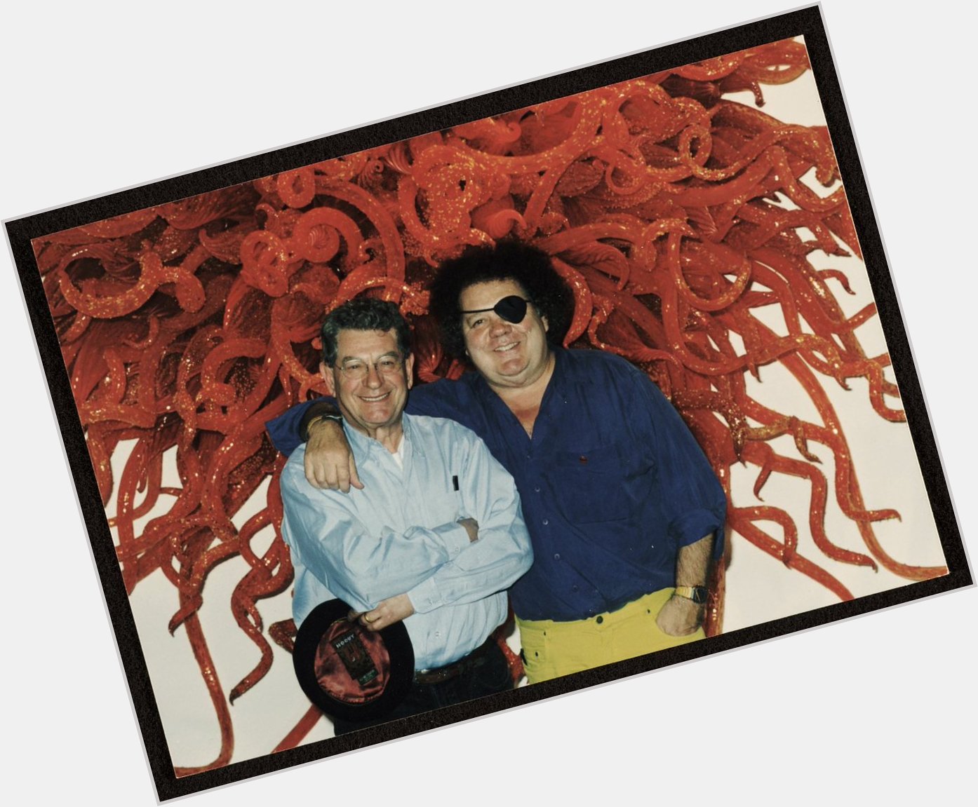 Happy birthday Dale Chihuly With Italo Scanga (left) 
Photo: Jim Arkatov, 1998  