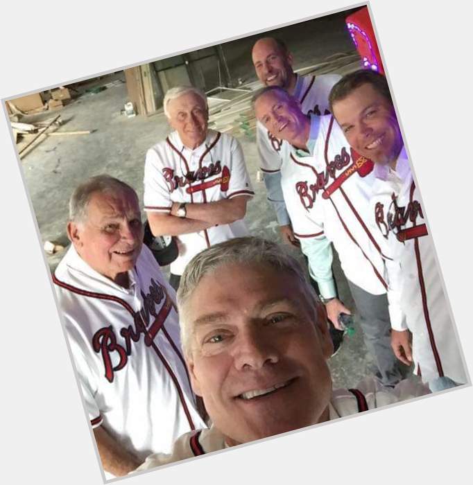 Happy Tuesday JJ, Happy Birthday to Dale Murphy. Great pic of all time great Bravos 