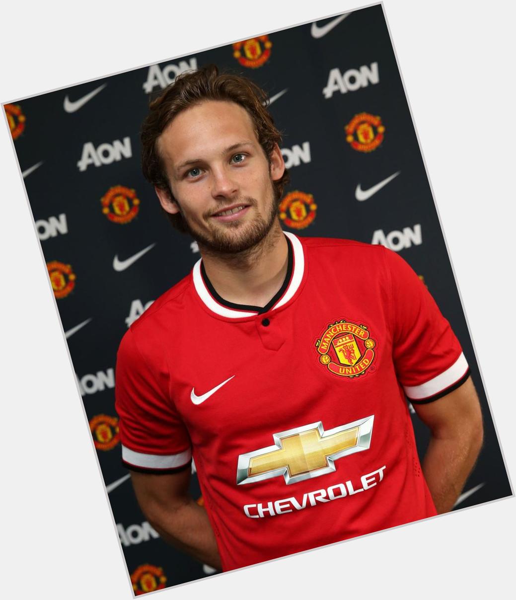 Happy Birthday to Manchester United midfielder Daley Blind, who turns 25 today. 
