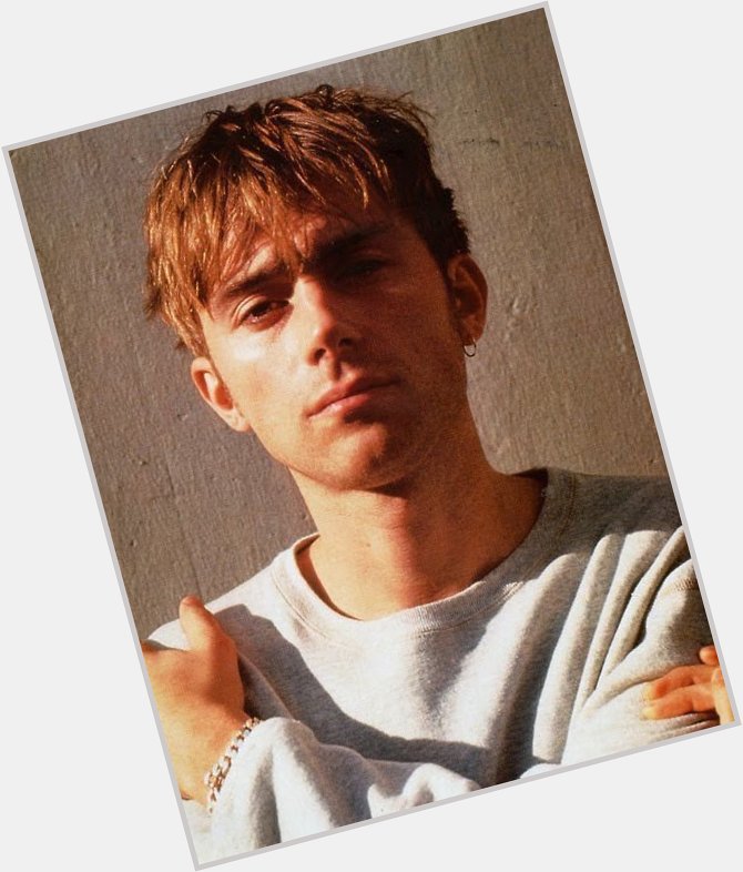 Happy birthday to Damon Albarn! !!Plz tell me new album is coming soon!!whatever is from Gorillaz or Blur!  