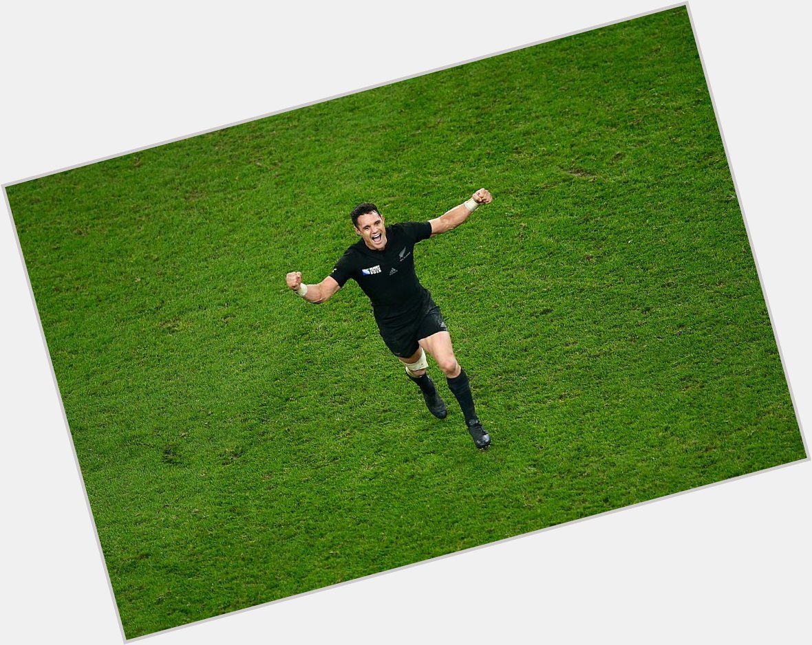 Happy birthday, Dan Carter!   All Blacks legend. Scores tons of points for fun. One of the greatest. 