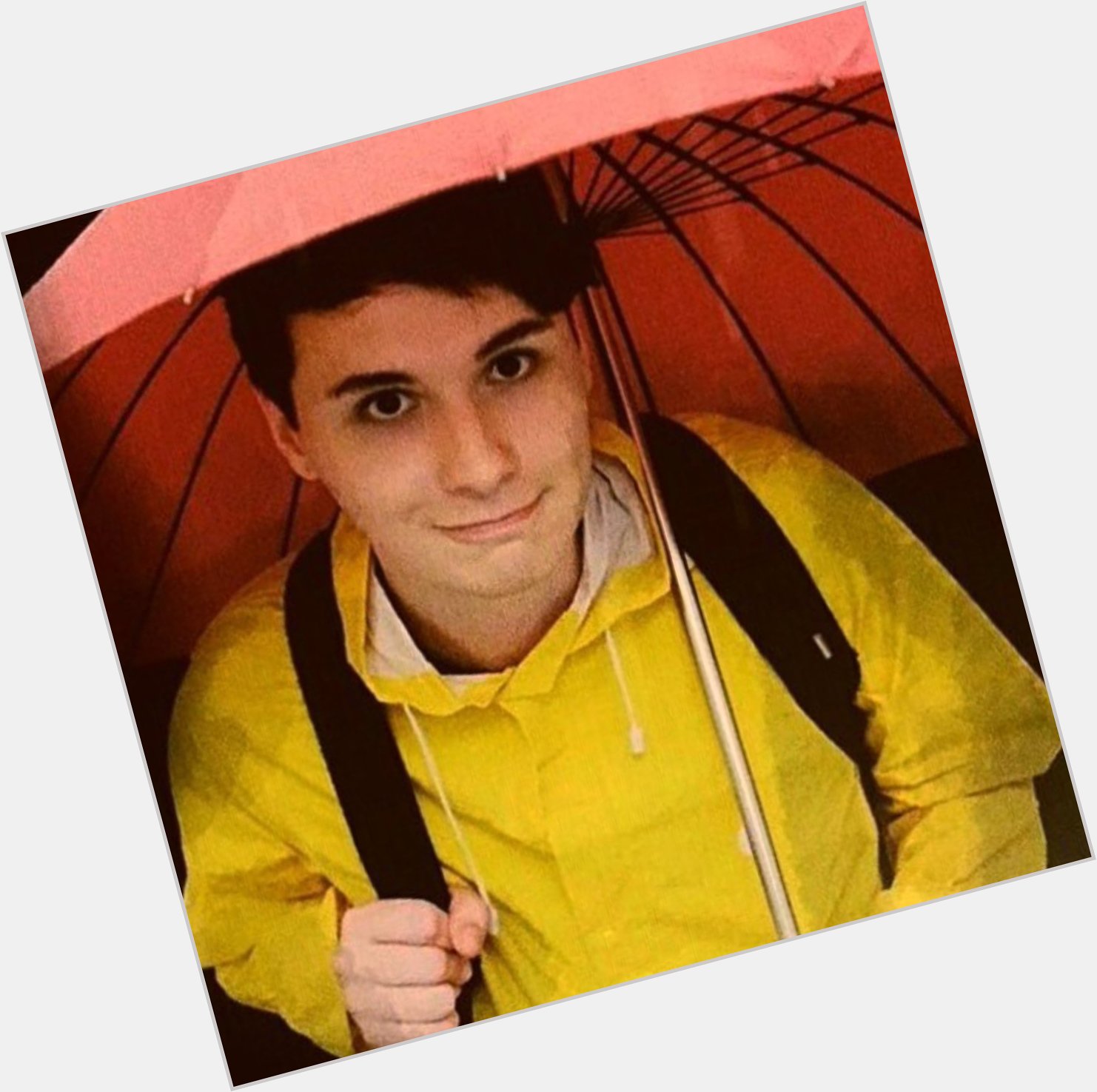  can u wish dan howell a happy birthday and is this dodie yellow 