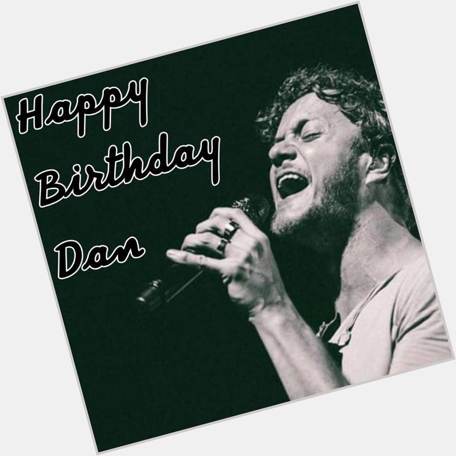 Hoy esta de cumpleaños nuestro querido vocalista!!
Happy Birthday Dan Reynolds!! 