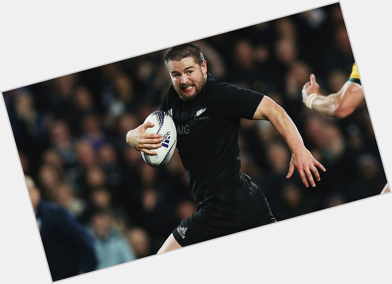  Happy 34th birthday to All Blacks and Hurricanes hooker Dane Coles! 