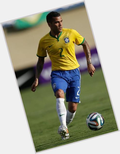 Happy 32nd birthday to the one and only Daniel Alves da Silva! Congratulations! 