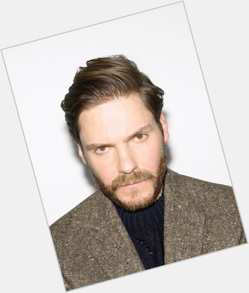 Happy birthday to the amazing and talented Daniel Bruhl. Hope you have a great day!    