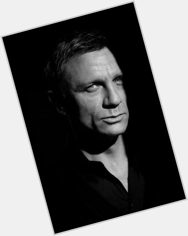 Happy birthday Daniel Craig. My favorite films with Craig so far are Munich and Knives out. 
