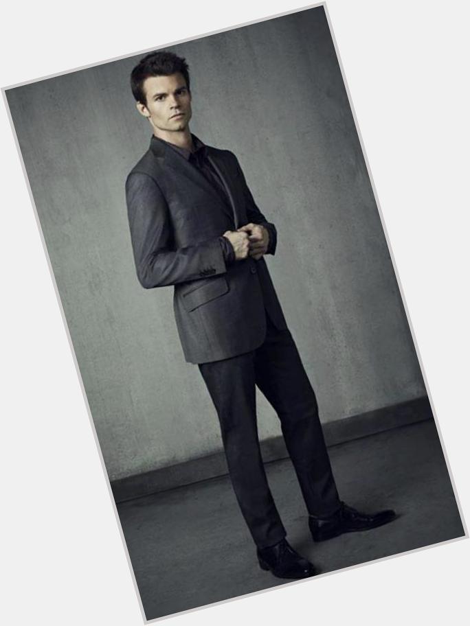 Happy birthday Daniel Gillies hope you have a nice day xx 