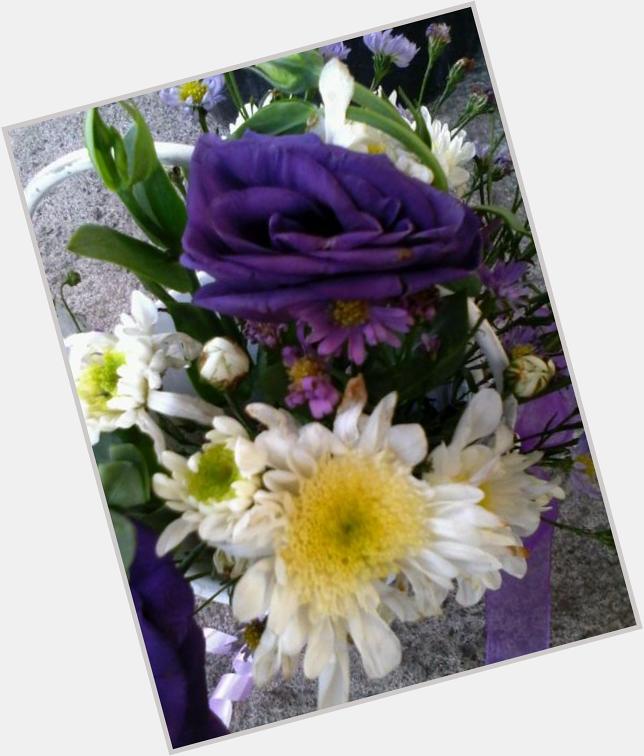 \"Happy Birthday Daniel Padilla\"...flowers for you galing sa taong mga nagmmhal sau...we love you deej.. 