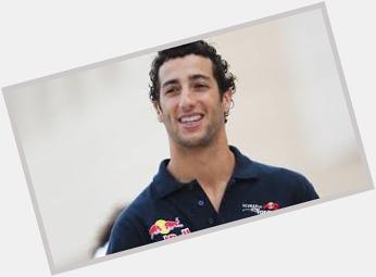     Happy birthday Daniel Ricciardo    