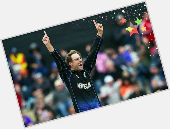  705 wickets, 6,989 runs & 155 catches in international cricket! Happy Birthday, Daniel Vettori! 