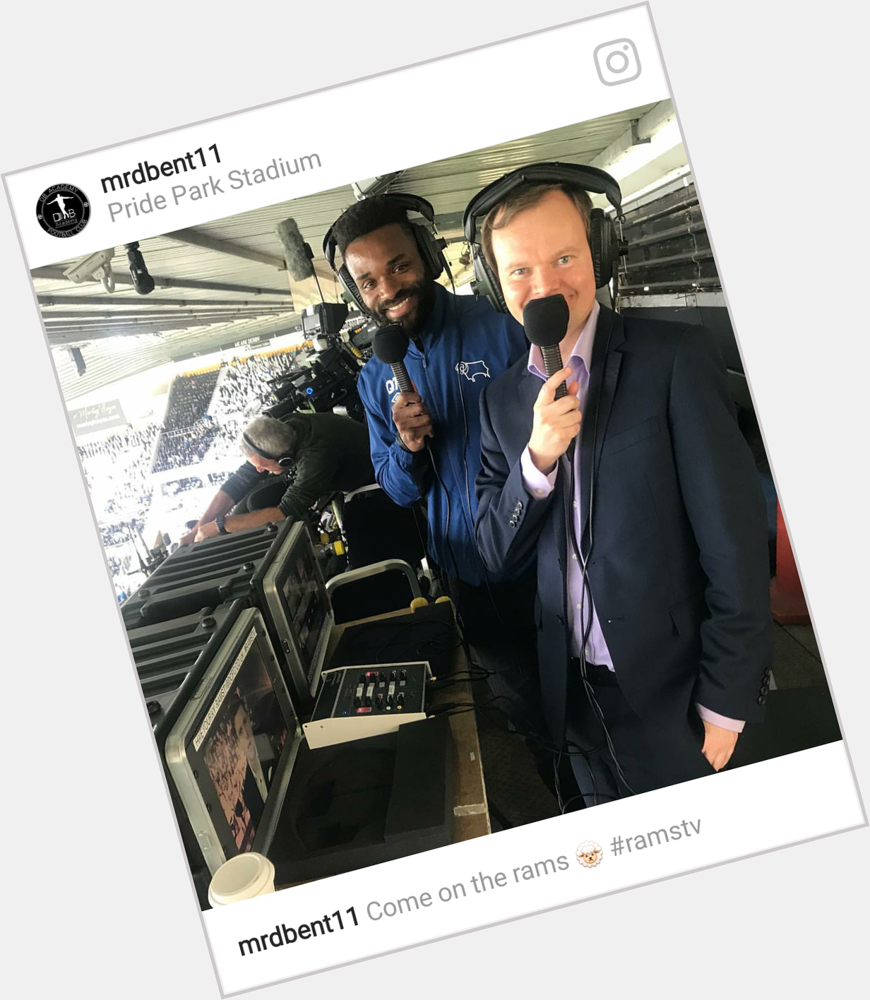 Happy Birthday Darren Bent and good luck with Burton. Enjoyed commentating with Benty earlier this season! 