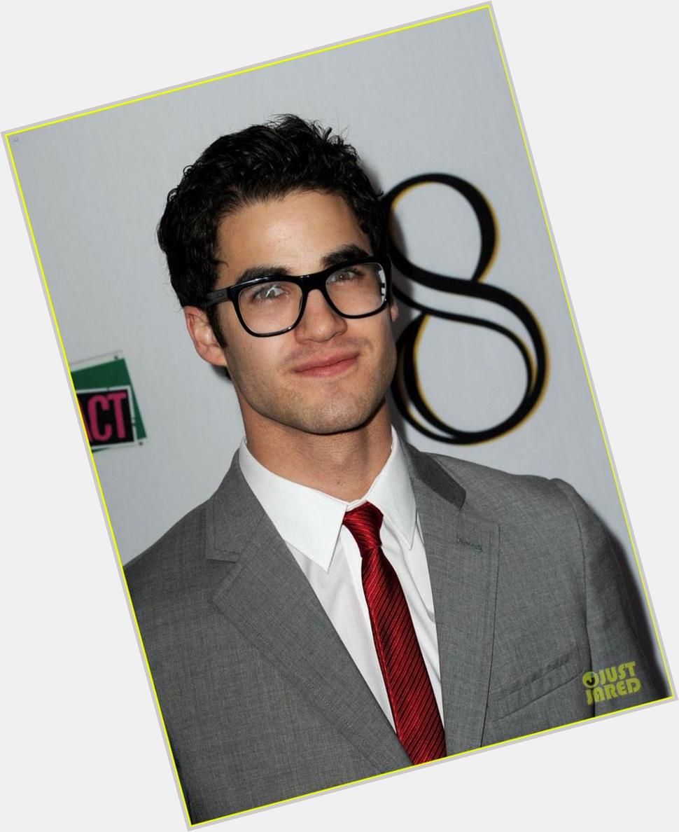 Happy birthday to the famous, singing, sexier, almost-near-perfect version of myself... Mr Darren Criss! 