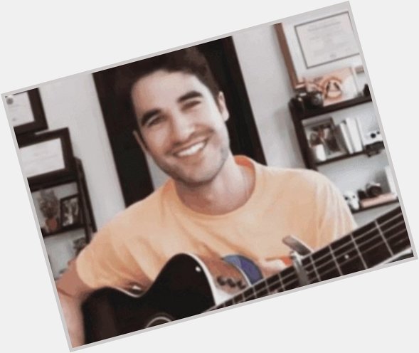 A very happy birthday to the man i thought was gay for the longest time, darren criss 