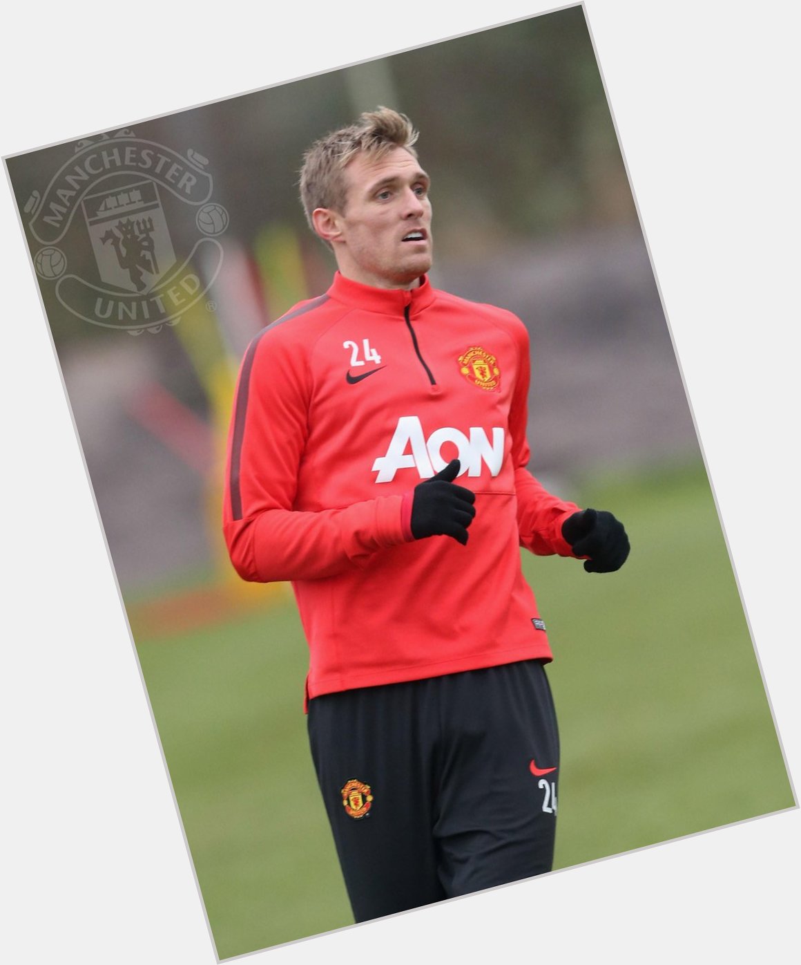 Happy birthday to Darren Fletcher from everyone at The midfielder is 31 today. 