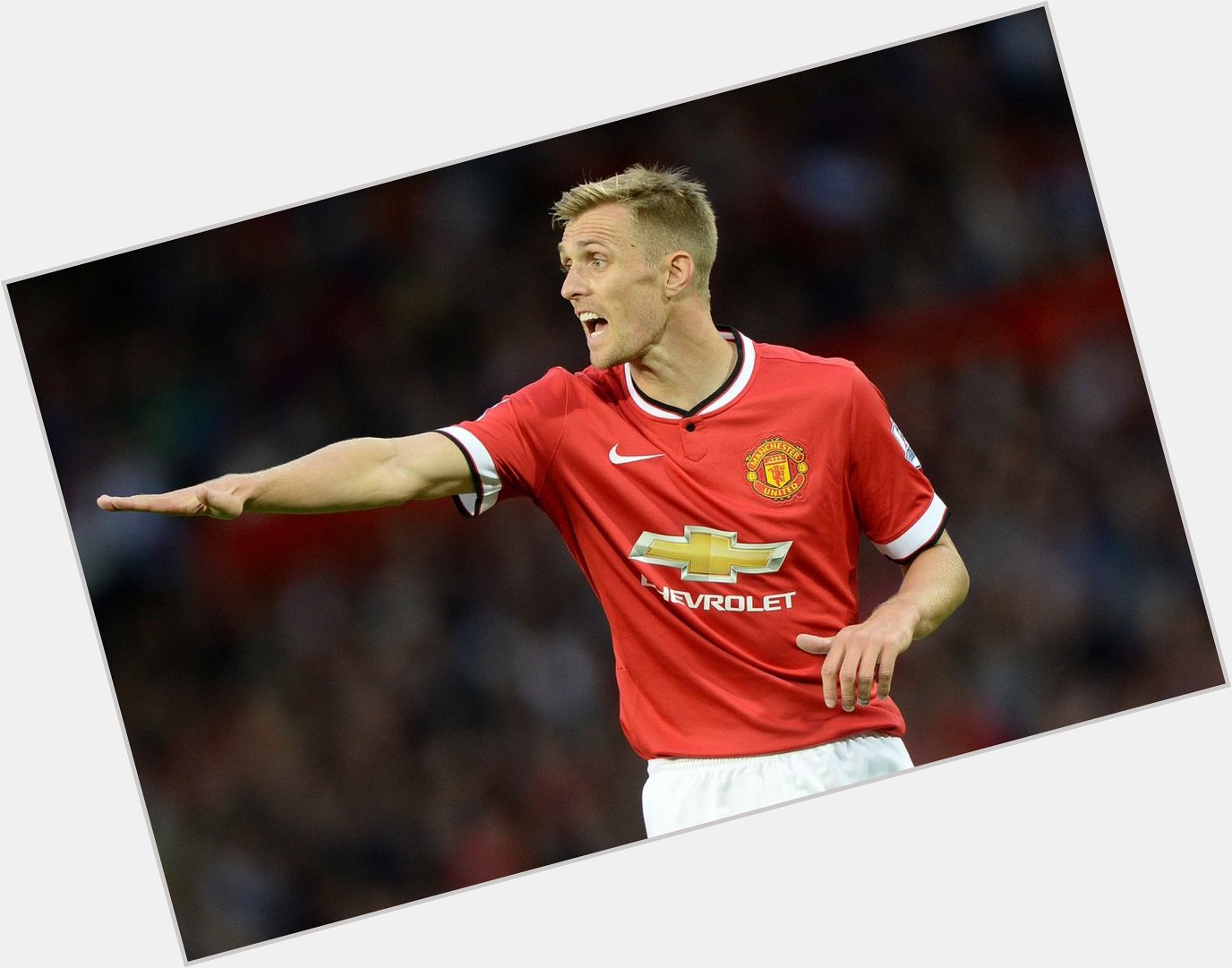 Happy birthday to former midfielder and our current Technical Director, Darren Fletcher.    