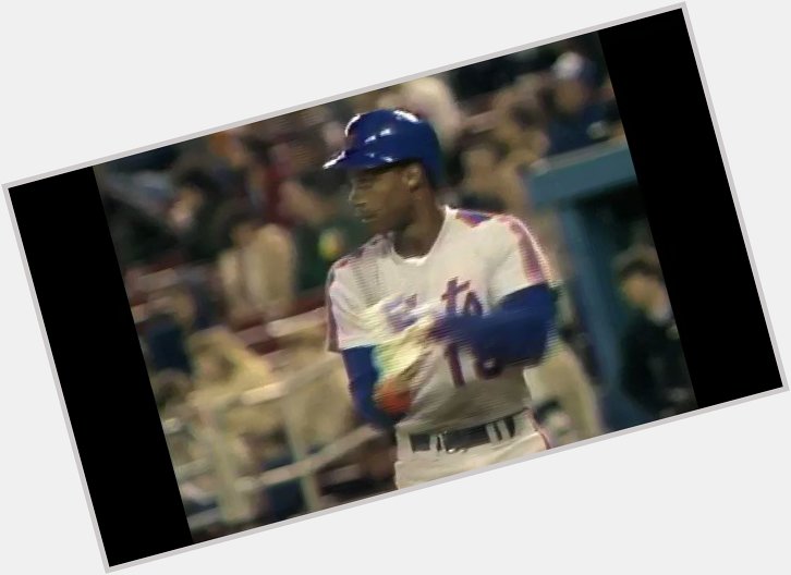 Happy 59th birthday to Mets all-time home run leader Darryl Strawberry! 

 