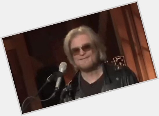 This man is 75 years old today. Happy Birthday Daryl Hall, still as cool as can be. 