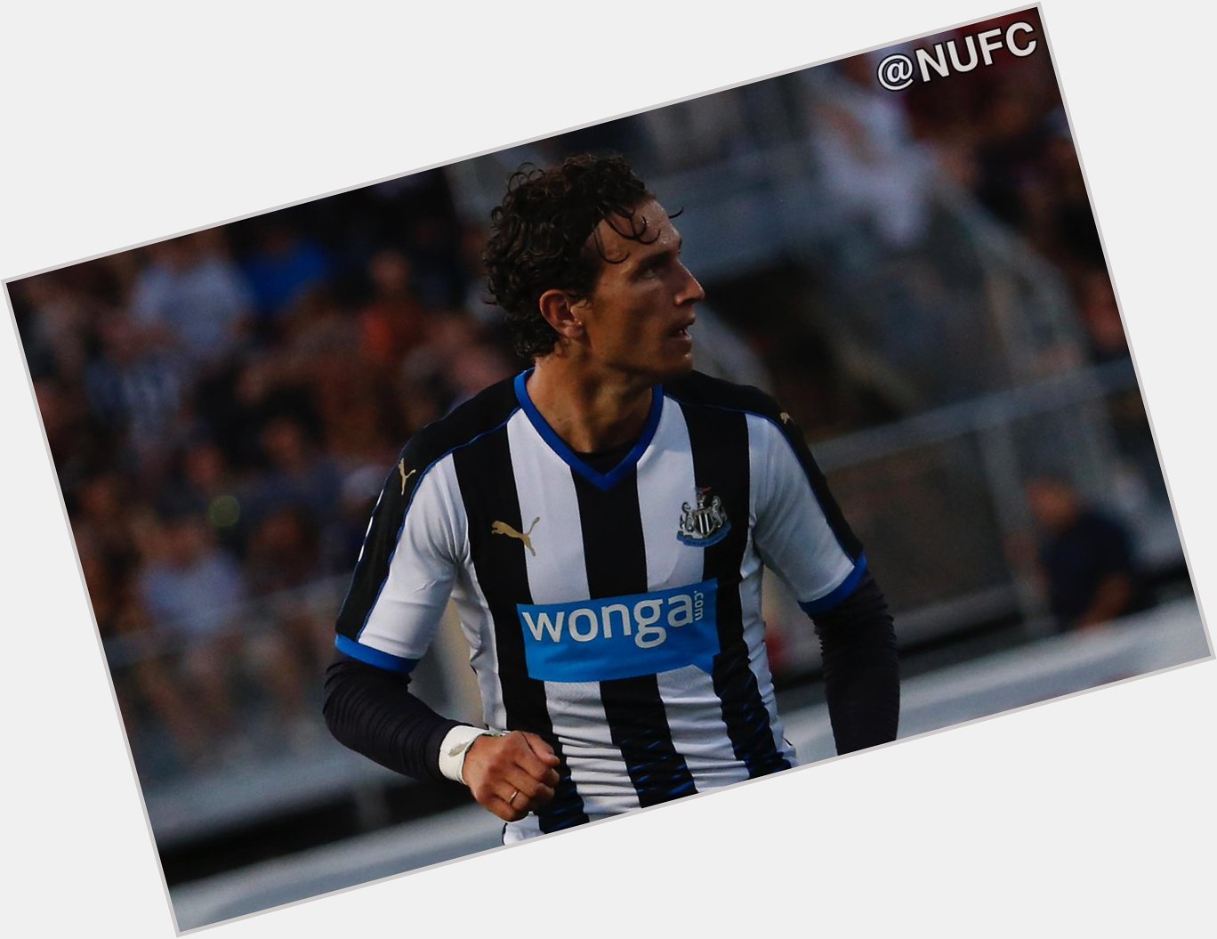 A very happy birthday to and defender Daryl Janmaat - 26 today! 