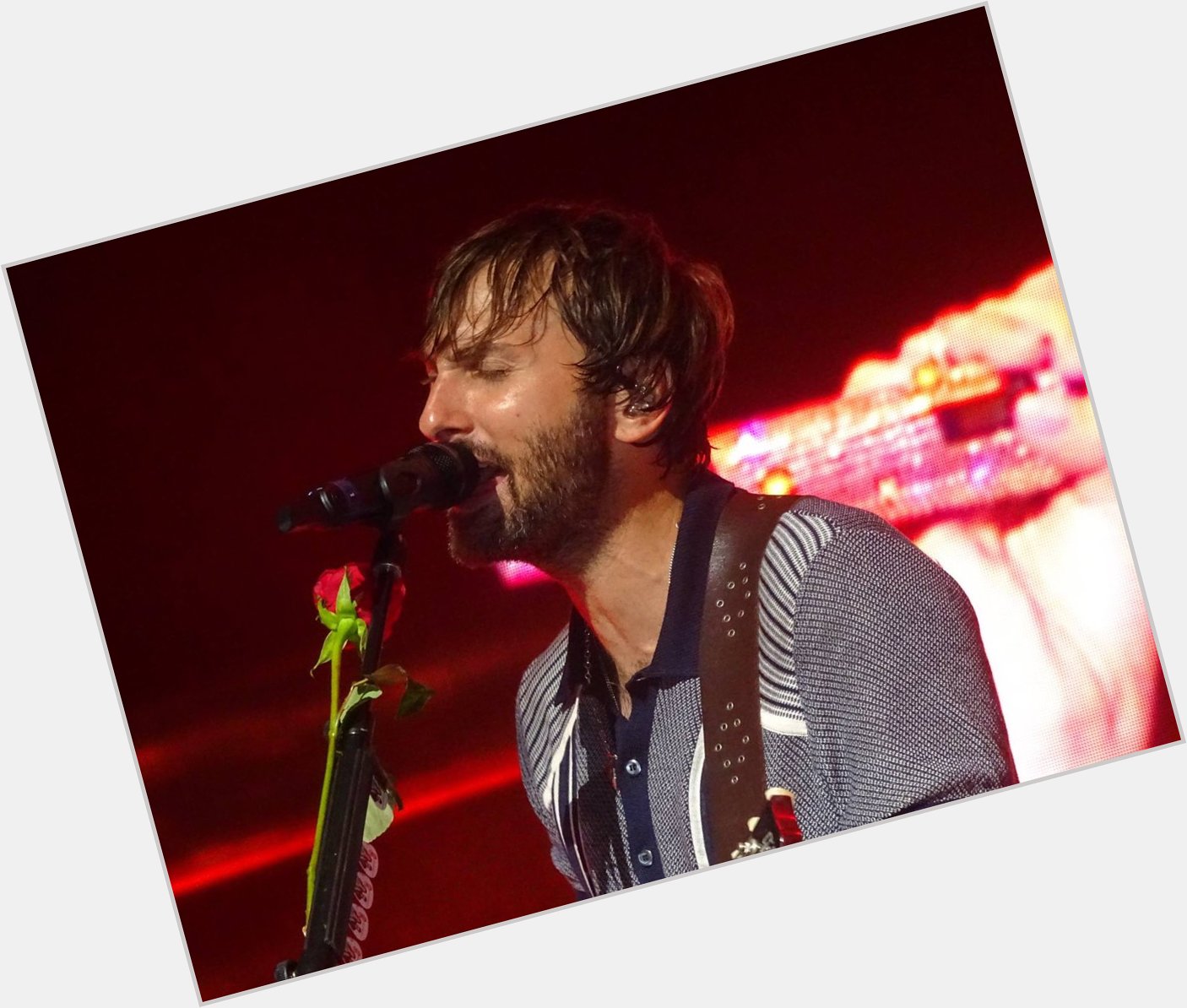 Happy Birthday to Dave Haywood from One of my favorite artists. Thanks for making awesome music! 