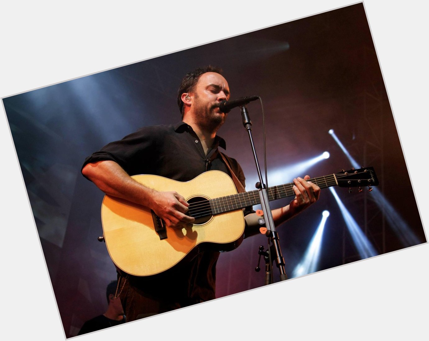 Happy 48th Birthday to Dave Matthews! 

He is the singer and guitar player for the 